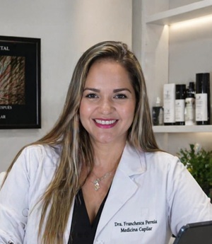 Dra. Yeknis Franchesca Pernía Román - Medical Auditor SpainHairIndex